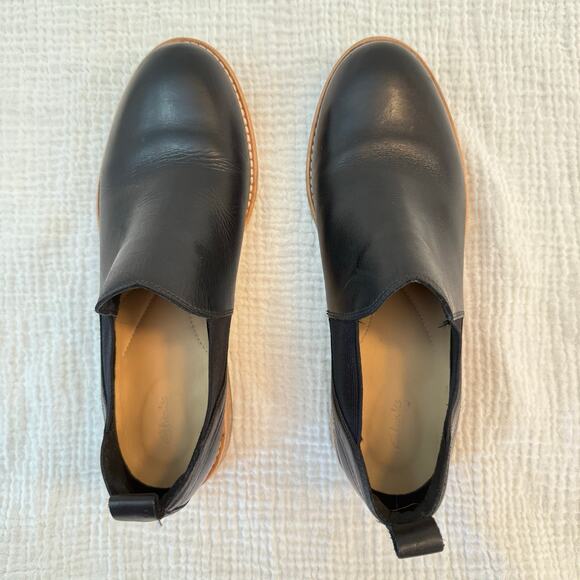 Clarks Collection Edenvale Page Size 9 Low Bootie Chelsea Loafer Black Leather - Picture 2 of 13
